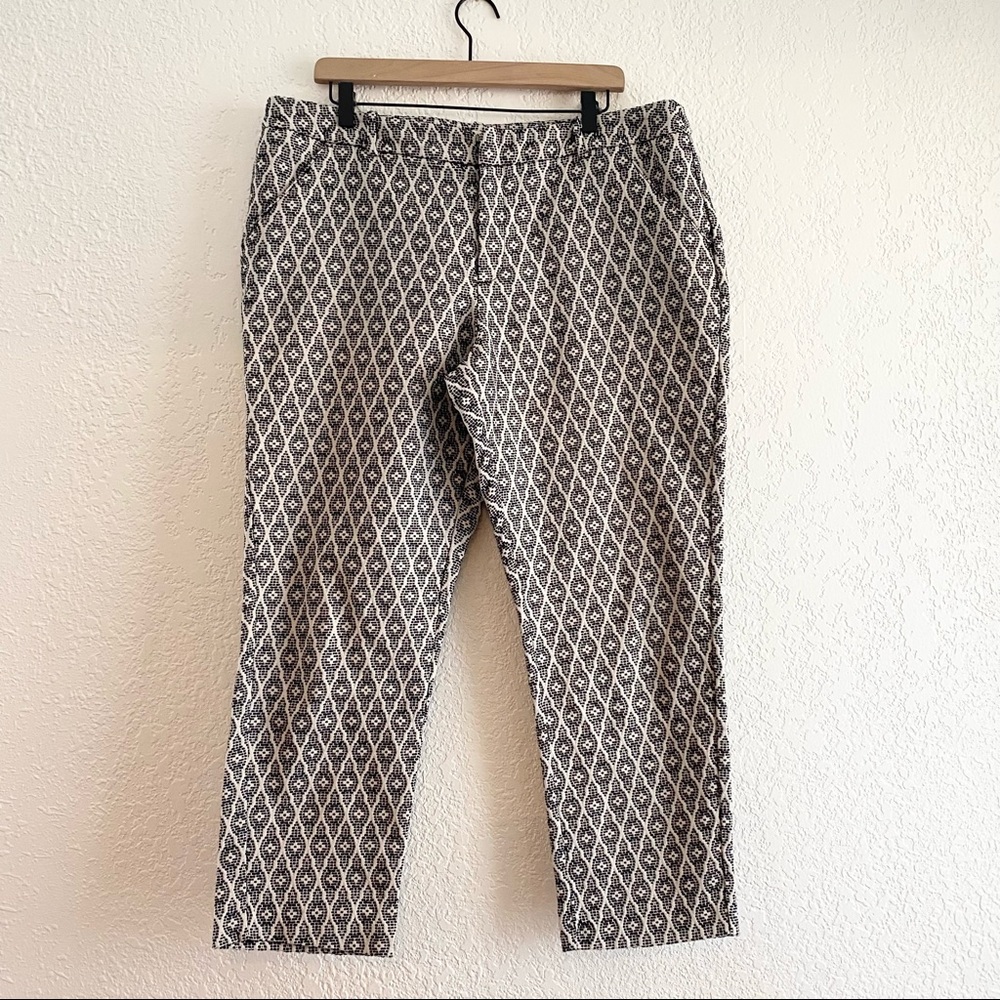 Merona Black & White Embroidered Pants Size 16